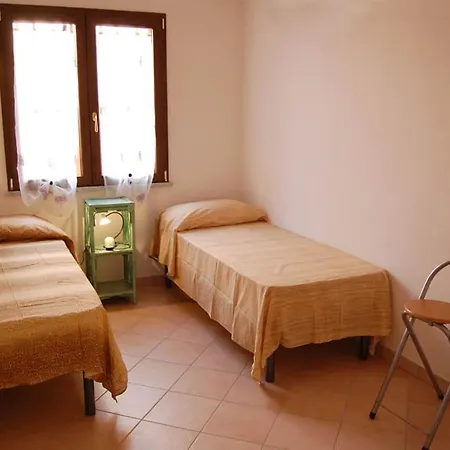 Apartment Grazioso Con Terrazzo In Posizione Centralissima A C135 SantʼAntìoco